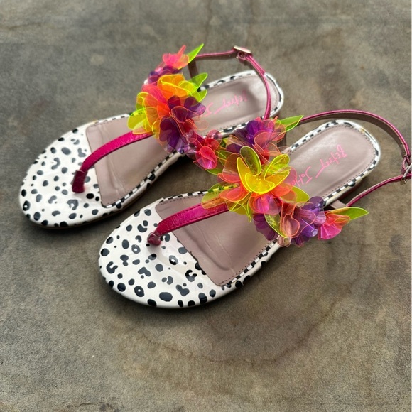 Betsey Johnson Hensly Fuchsia Multi Neon Flat Sandal Jelly Flowers Size 6 EUC - Picture 2 of 7